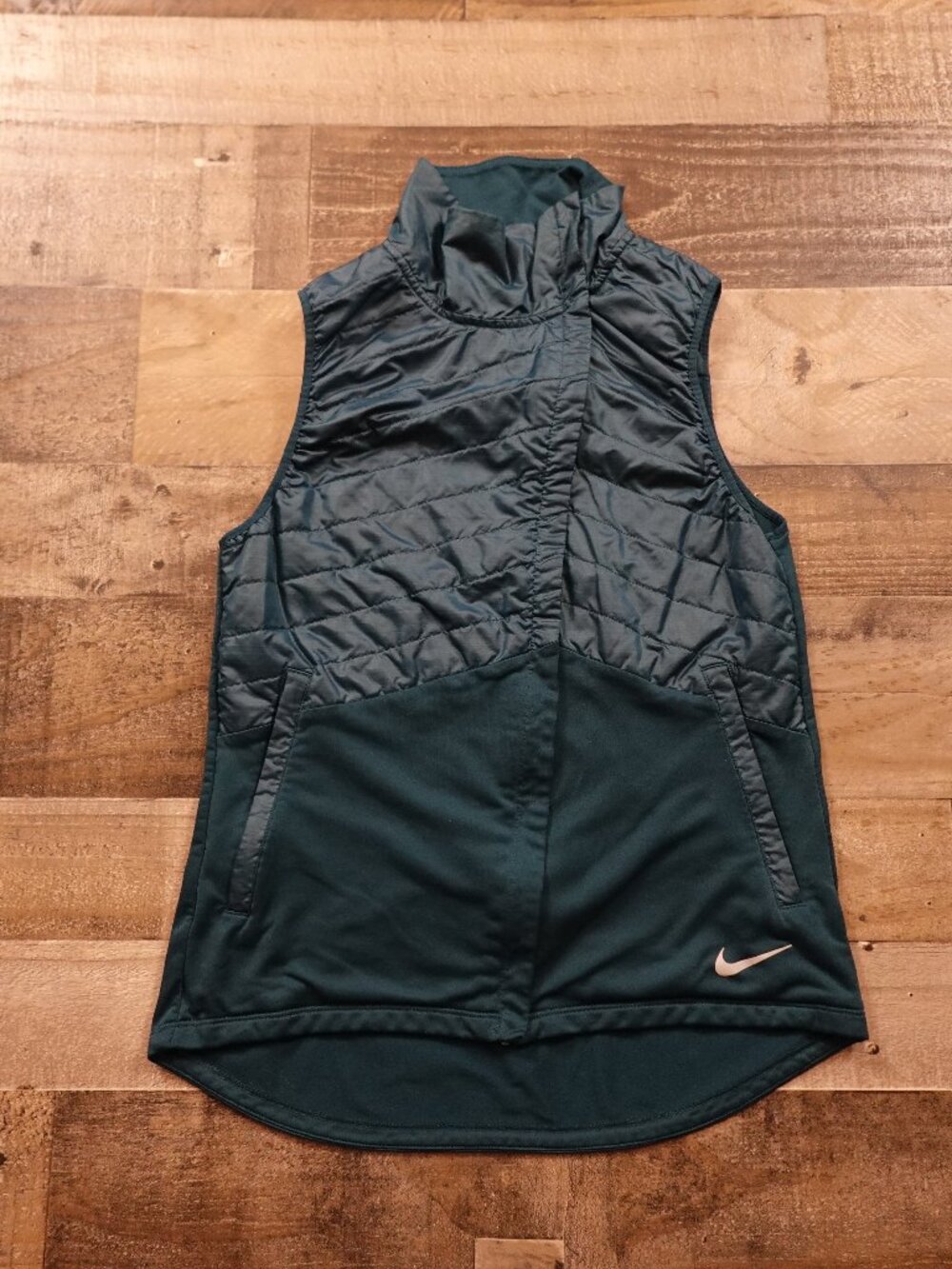 Nike AeroLayer Thermore Running Vest Women’s Small Teal Quilted Insulated